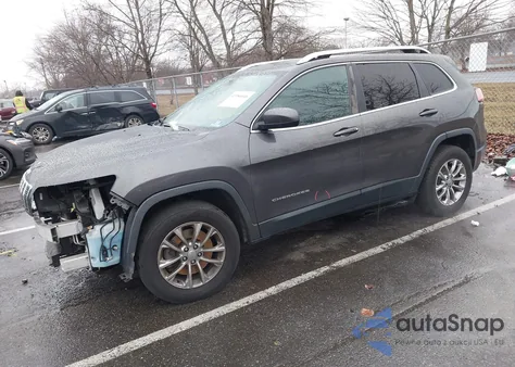2019 Jeep Cherokee Latitude Plus 4X4 from USA, damaged, VIN 1C4PJMLB6KD139626
